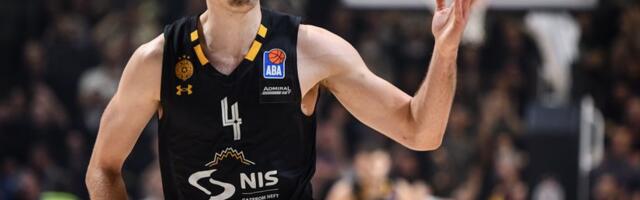 Aleksa Avramović odigrao antologijsko poluvreme, Partizan pokazao da može sa Zvezdom