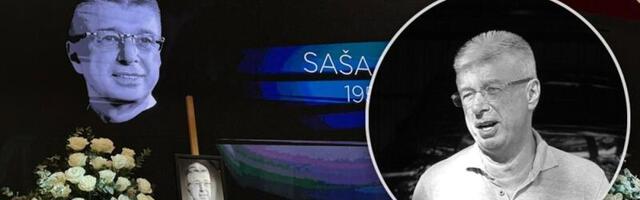 Komemoracija Saši Popoviću! Suze i smeh za najvećeg estradnog maga! (FOTO/VIDEO)