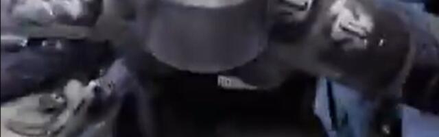 "Nek me hapse na Vidovdan": Istraga protiv narodnih poslanica - jer je policajcu na blokadi ispao pištolj