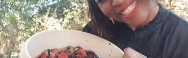 Sprska snaja iz Afrike pokazala kako sprema ajvar! Srpske domaćice - gledajte i učite, jedan detalj svi komentarišu