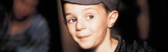 Kako danas izgleda mališan iz filma "Život je lep": Odrastao u pravog šmekera, a evo kojim se sve poslovima bavi (FOTO)