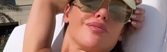 NOVI SNIMAK NAŠE PEVAČICE OSVANUO IZ NJENOG TELEFONA: Dečko joj je MILIONER, a tek da vidite šta je ona radila! (FOTO)