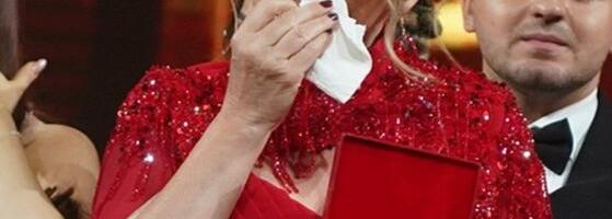 ZDRAVSTVENO STANJE SUZANE JOVANOVIĆ SE POGORŠALO NAKON LOŠIH VESTI: Sašina udovica zanemarivala OVE SIMPTOME, a nije smela!