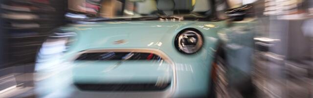 Lov na retke automobile: novi viralni „internet sport“ koji osvaja svet