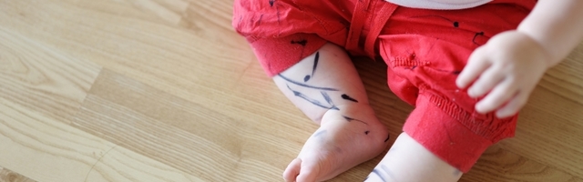 Kako ukloniti fleke od hemijske na svetloj odeći - jednostavni trikovi za mame