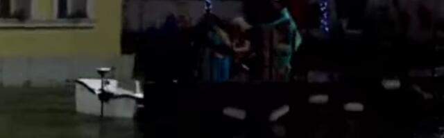 OPŠTI HAOS U FINALU, ZADRUGARI POPADALI U JEZERO! Bežali od oluje, pa završili u vodi! (VIDEO)