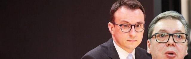 Najsnažniji bedem koji srpski narod ima jeste snaga našeg jedinstva! Petković o Vučićevoj borbi u Njujorku: Izazovi i pritisci se povećavaju iz dana u dan!