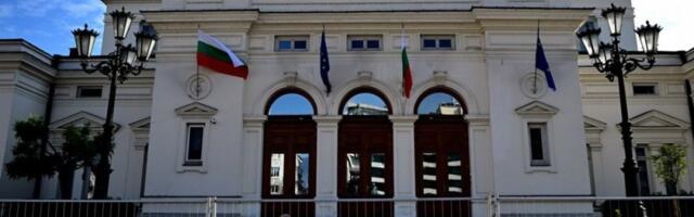 Haos u srpskom komšiliku, Evropa strašno ljuta: Ništa od vlade ni ovaj put - Osmi put idu na izbore