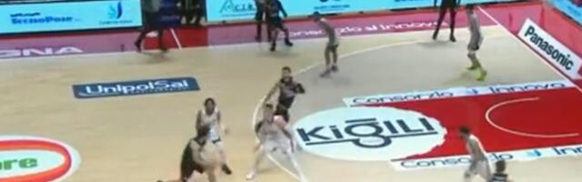 Šta uradi, Teo? TO SE NE SME! Kajl Vims će da ima noćne more, Teodosić u derbiju "Grada košarke" izveo potez o kome se priča! /VIDEO/