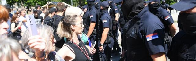 Šta je građanska neposlušnost i šta policija sme?