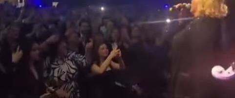 SNEŽANA ĐURIŠIĆ ODBRUSILA HRVATIMA! Nastao haos nakon što je u Zagrebu otpevala "Vidovdan": "Sram vas bilo, trebalo bih ja vas da tužim,očistite dušu od mržnje"