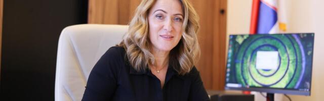 Ministarka Paunović potpisala ugovore o dodeli sredstava za unapređenje infrastrukture i javnih usluga u 30 lokalnih samouprava