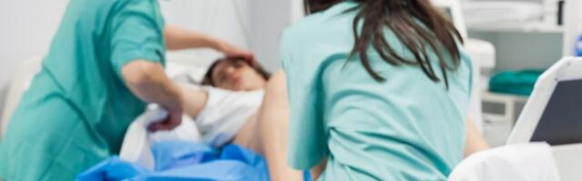 Tokom porođaja preminula porodilja (27), beba živa i zdrava