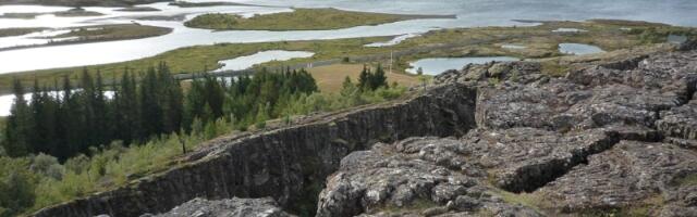 Na Islandu možete stajati između dva sveta - bukvalno!