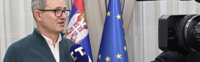 Ministar Glamočić: Počeo pravi dijalog sa poljoprivrednicima; Poljoprivrednik iz Bresnice: Ishod sastanka, za sada, nikakav