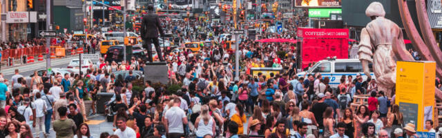 Научници упозоравају: Оптималан број становника Земље је 2,5 милијарди