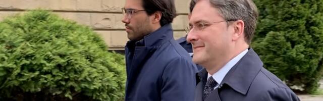 Ministar kulture Srbije izneo odbranu, u parlamentu odložena rasprava o poverenju Vladi