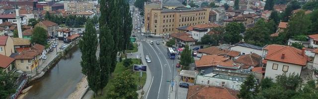 Gradonačelnica Karić na istočni ulaz u Sarajevo želi postaviti zastave države i grada