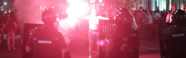 Naci teroristi žele haos u Srbiji! Evo kako blokaderi pozivaju na potpuno uništenje (FOTO)