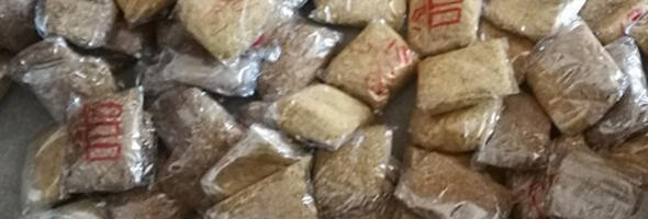 Zaplenjen 21 kg rezanog duvana i garderoba vredna 800.000 na Zelenoj pijaci