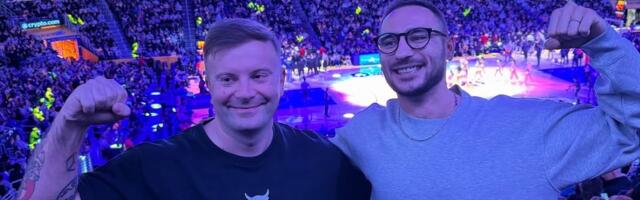 A, koga je to Milanče gledao u NBA ligi? Najpoznatiji srpski glumac za odrasle se pohvalio fotkom s utakmice