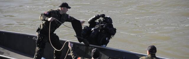 U POTRAGU ZA DVOJICOM RIBOLOVACA IZ LESKOVCA SE UKLJUČUJE I ŽANDARMERIJA: Stefan i Slaviša nestali pre tri dana