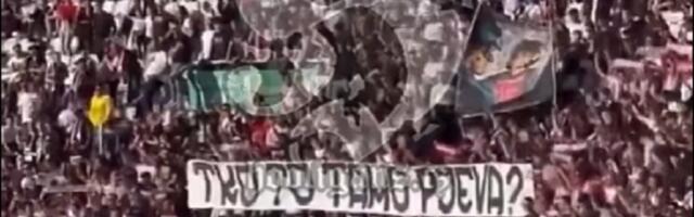 HRVATI PROZVALI DELIJE! Navijači Hajduka istakli transparent iz čuvenog filma! (VIDEO)