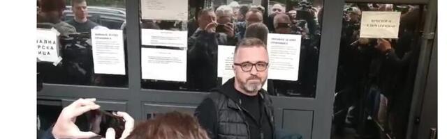 Власник Информера Драган Вучићевић отишао у затвор (ВИДЕО)