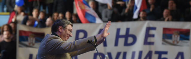 Istraživanje javnog mnjenja: Potpuna dominacija SNS-a