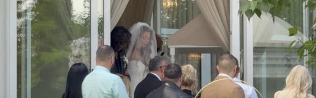 "IVANE, MOŽETE POLJUBITI MLADU"! Udala se Tea Tairović, EVO KAKO ĆE SE SADA PREZIVATI!