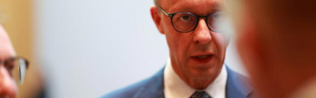 RAT JE NA POMOLU? Merc o garancijama Kijev