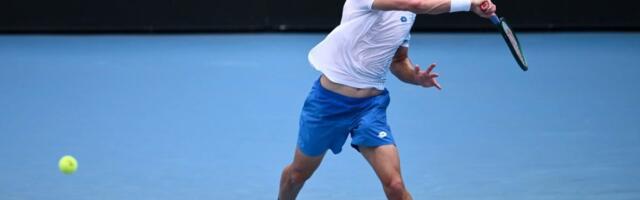 Australijan open: Laslo Đere izgubio od legende koja gazi petu deceniju