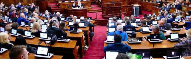 Zabrane lažnih akcija, nepoštene prakse i kraći rokovi plaćanja: Novi zakoni iz oblasti trgovine u Skupštini