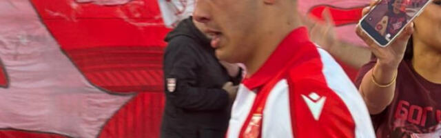 DAO GOL NA DERBIJU, PA ZAPLAKAO: Ovu scenu biser Zvezde nikada neće zaboraviti (VIDEO)