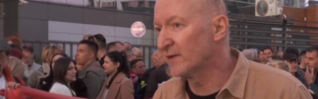 Tajkunski novinar izvređao blokadere: Pametniji ste kad ćutite
