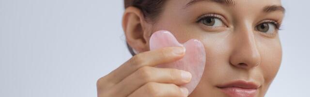 Da li je Gua Sha „ključ“ za svetliju, čvršću kožu?