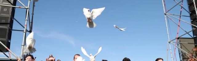 Godišnjica tragedije u Novom Sadu: I Kragujevčani odali poštu nastradalima