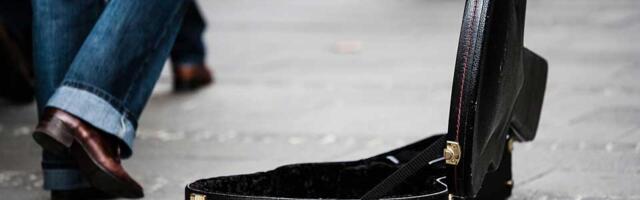 ANKETA: Da li vam smetaju ulični svirači i pevači u Zrenjaninu?