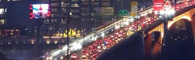 Beograđani, naoružajte se strpljenjem: Petak i kiša napravili haos u gradu, ovde su najveće gužve! (FOTO)