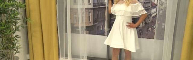 LEA KIŠ ŠOKIRALA FOTKOM MAJKE: Napunila 82 godine, a IZGLEDA NEVEROVATNO MLAĐE - Evo od koga je voditeljka nasledila LEPOTU (FOTO)