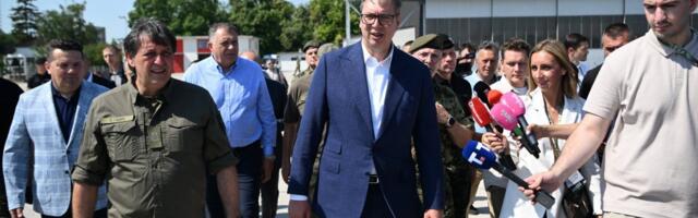 VUČIĆ NA SVEČANOSTI: Vojska Srbije danas dobija 130 novih oficira!