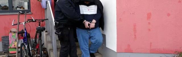 Presekao mu grkljan, a onda iskasapio telo! Uhapšen cimer Srbina masakriranog u nemačkom Bremenu!