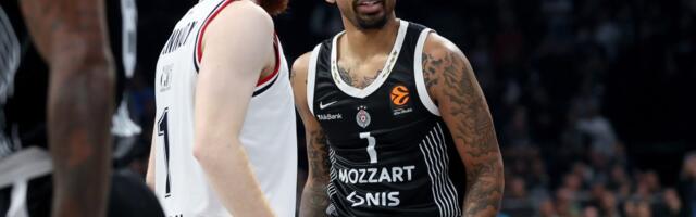 (POLUVREME) PARTIZAN JE IPAK VEOMA OZBILJAN TIM: Crno-beli dvocifreni protiv Manekena!
