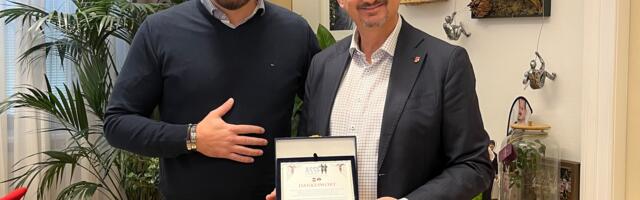 Prijatelj bečkih Srba: Plaketa zahvalnosti Markusu Francu