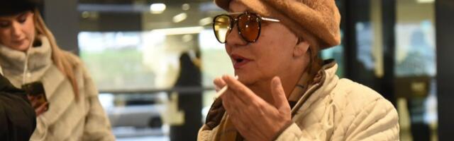 Vesni Zmijanac ne mogu da spuste pritisak: Pevačica u bolnici na rigoroznom tretmanu