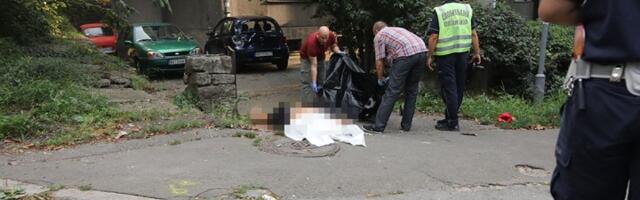 Horor: Na Dorćolu pronađeno mumificirano telo, pored bio leš psa