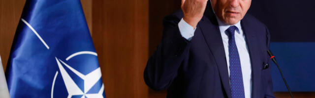 Крозето: Свет у најтежој кризи до сада, нуклеарна претња је постала „лудило”