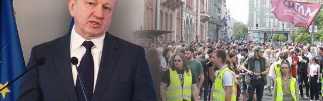 "Mladi nemaju iskustvo": Đilas udario na studente, analitičari jasni – posle 30 godina bez uspeha traži drugi posao!