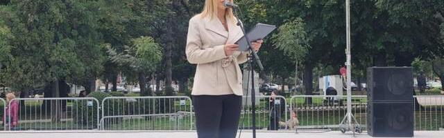 Direktorici TOL važni Pink, Prva i RTS, a lokalnim medijama “dozvoljava” da prate Karneval