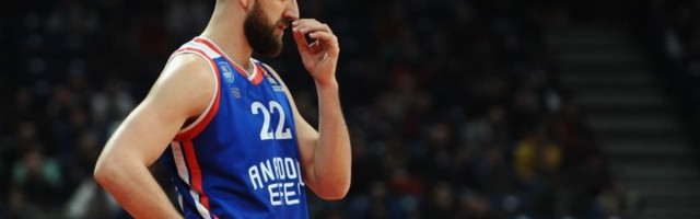 Šampion Turske se traži na Bosforu: Micić i Petrušev sa Efesom brane titulu, Đorđević ih izaziva na klupi Fenera